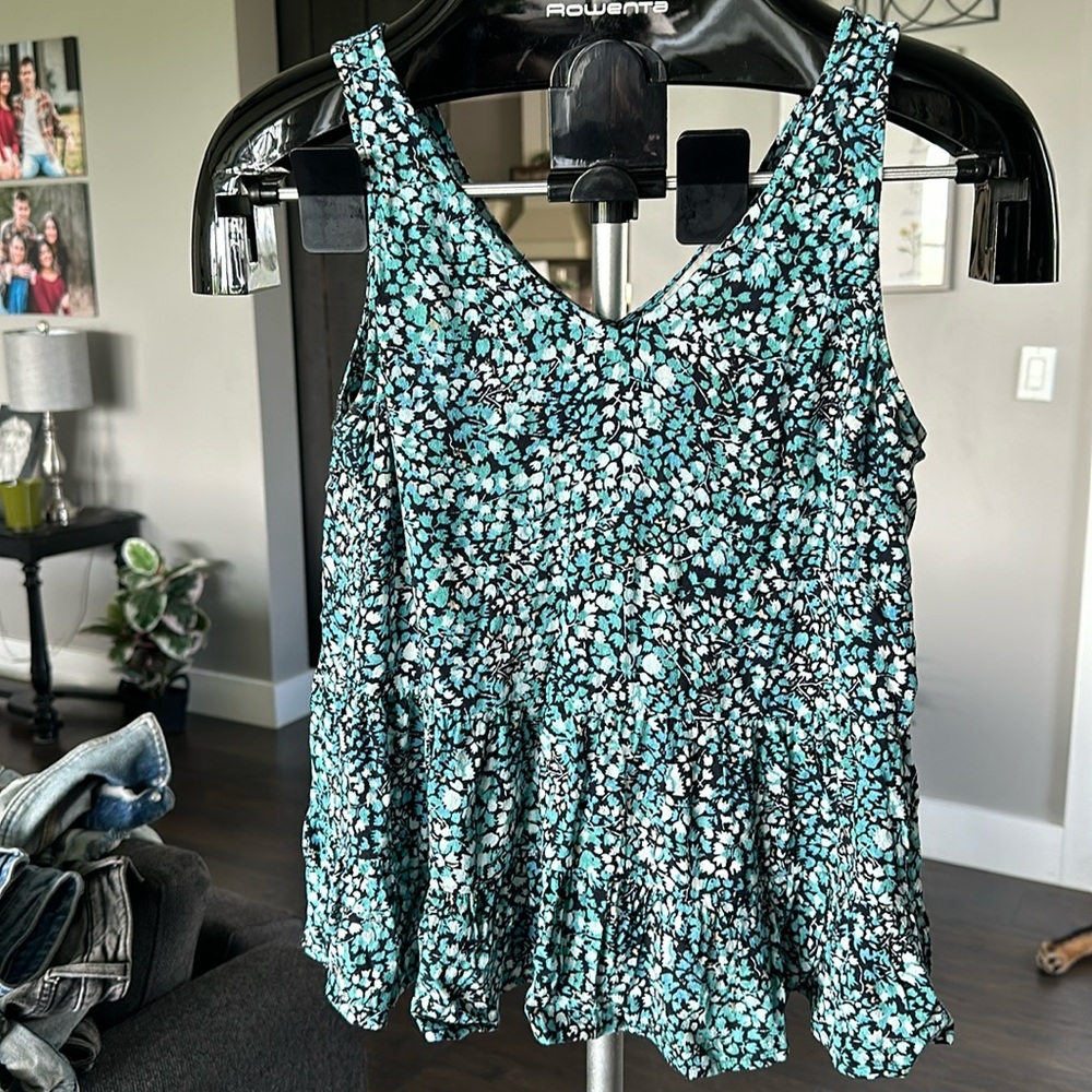 the loft tank top